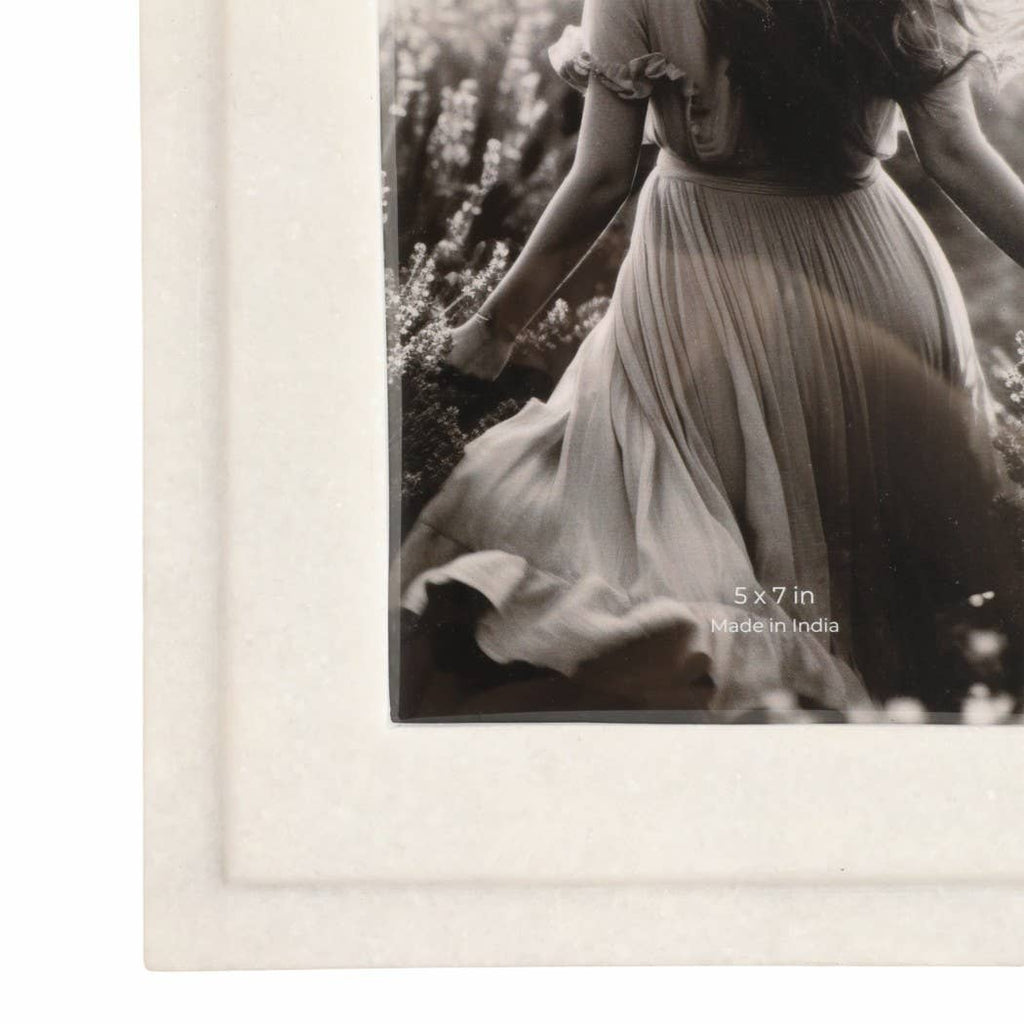 Picture Frame White 5x7 in. Rectangular Marble Border